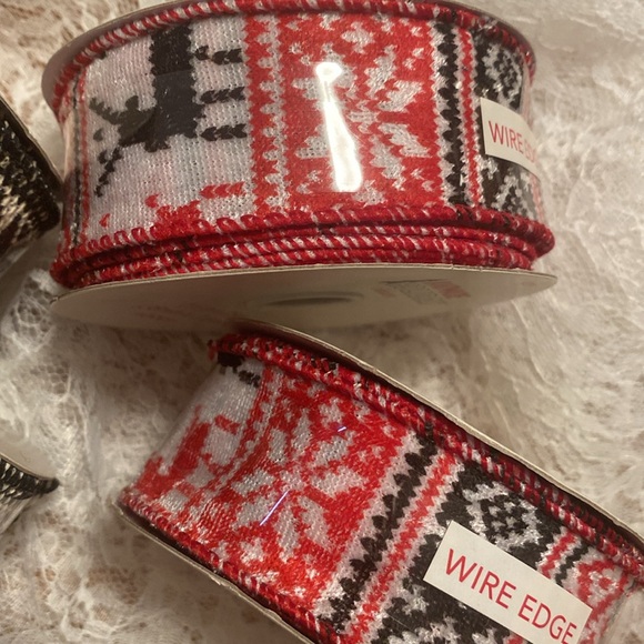 $15🎄Holiday Ribbonns🎄 - Picture 4 of 13